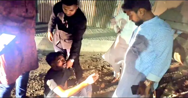 নিষিদ্ধ ছাত্রলীগের ঝটিকা মিছিল থেকে ৫ জনকে আটক করা হয়েছে